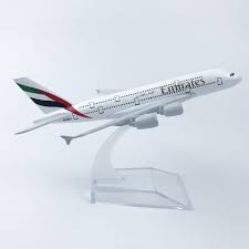 Model Aircraft Metal Replica Airplane Emirates Etihad Aviation Plane for Gift Show piece (1:450) B777