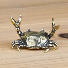 Cute Crab Desk Accessory Adorable Crab Pen Holder Desk Organizer for Home Office School Cute Animal Shape Alloy Weightlifting Crab Ornament